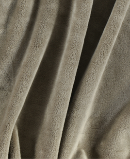 MINKI LEON PREMIUM 065 beżowy, to aksamitna i miękka w dotyku dzianina w typie velboa, z włosem o długości 3 mm