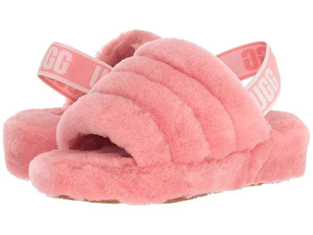 THIS SEASON: FLUFFY SLIPPERS!