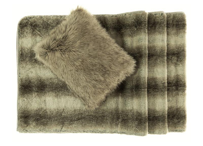 Decorative faux fur bedspread PLATINUM BEAUTY