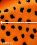 Cętki Duże 325186/1 pomarańczowy, to miękki materiał futrzany, z krótkim włosem do 9 mm